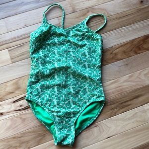 One piece gap swimsuit.